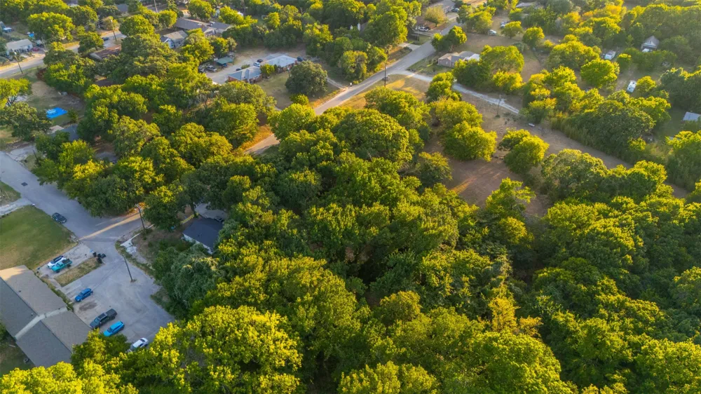 610 North Street Weatherford, TX 76086