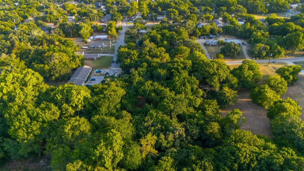 610 North Street Weatherford, TX 76086