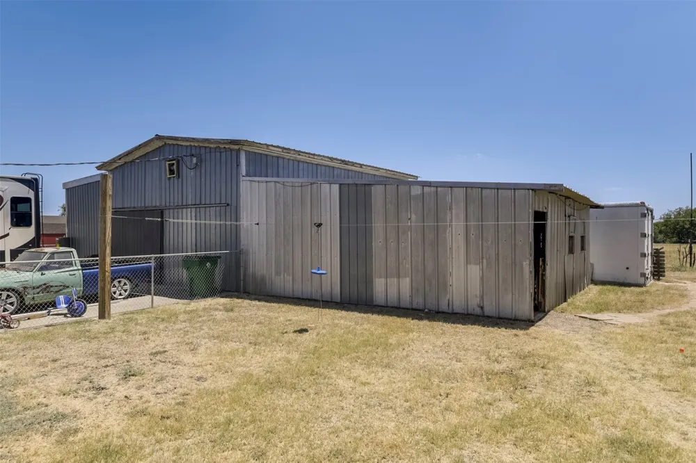 472 Cox Road Waxahachie, TX 75167
