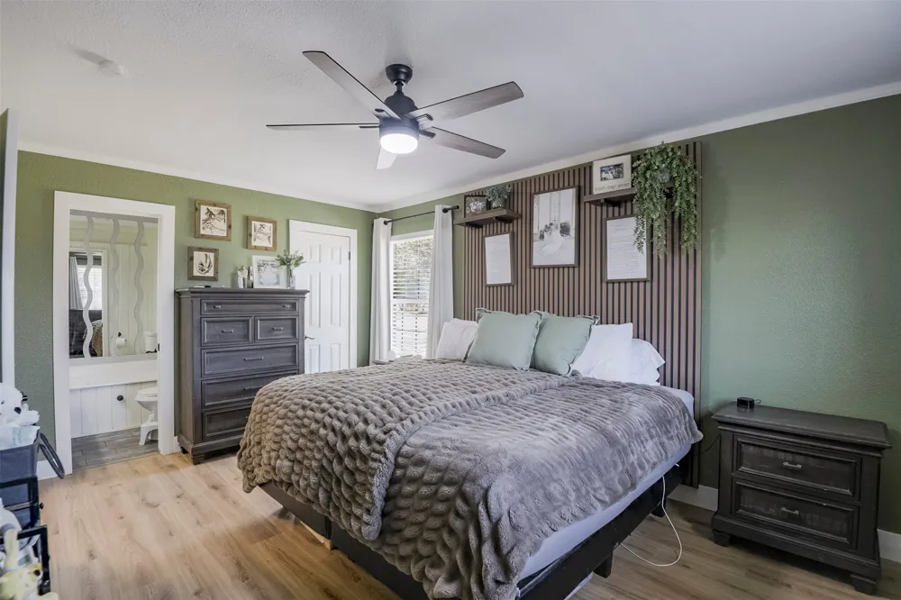 472 Cox Road Waxahachie, TX 75167