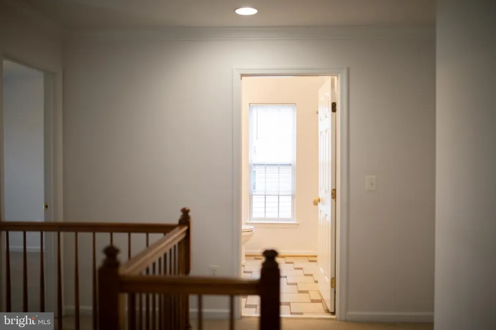 18061 CAMDENHURST DRIVE Gainesville, VA 20155