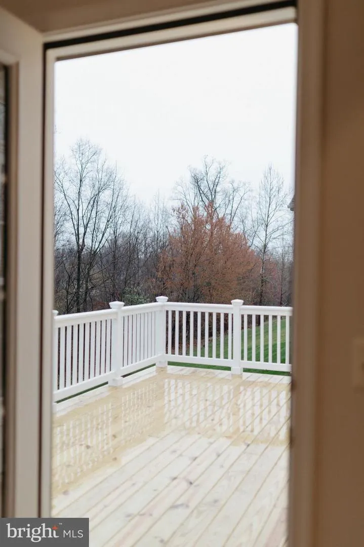 18061 CAMDENHURST DRIVE Gainesville, VA 20155