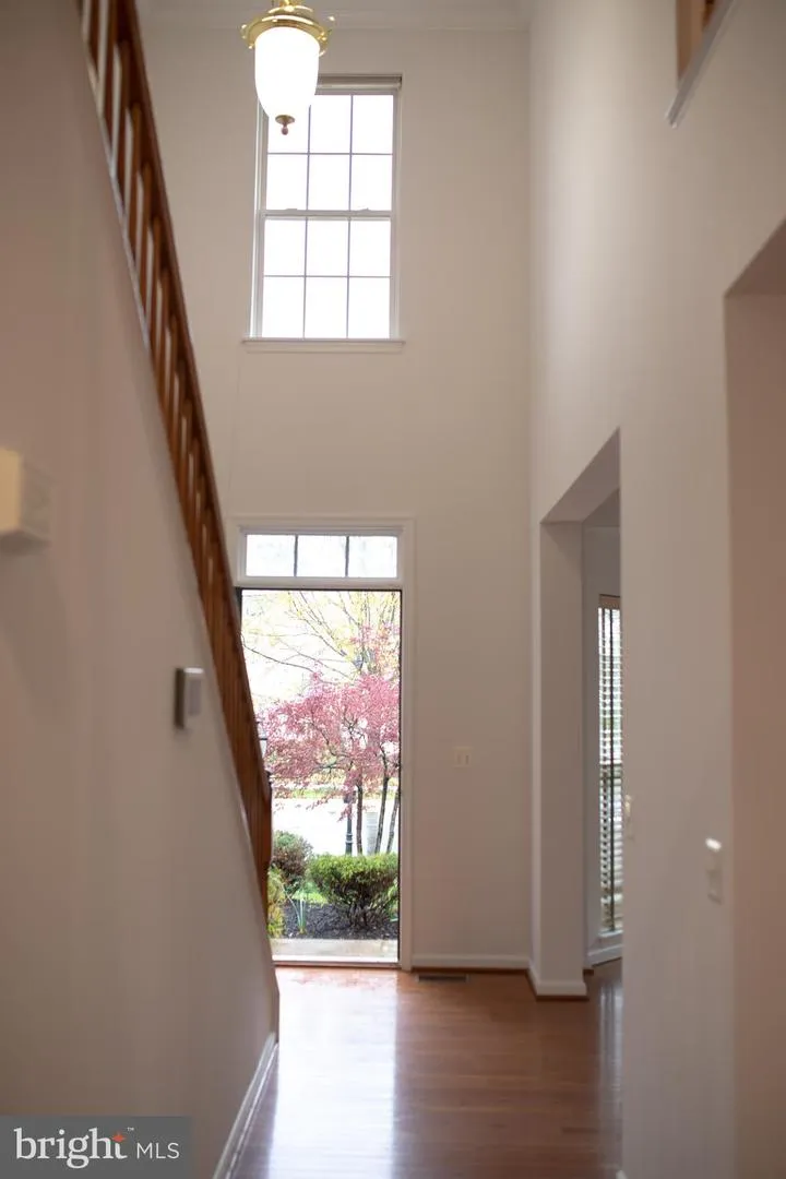 18061 CAMDENHURST DRIVE Gainesville, VA 20155