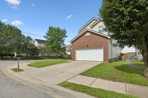 1501 Bell Trace Dr