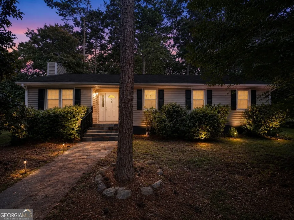 3414 Twin Village LN Snellville, GA 30039