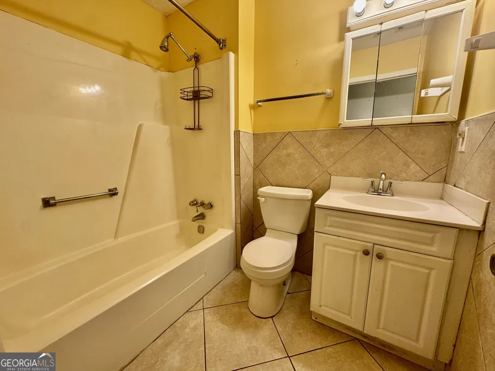 3414 Twin Village LN Snellville, GA 30039