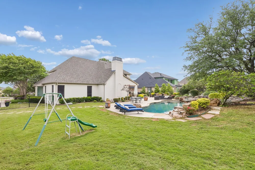 156 Stoneleigh Drive Heath, TX 75032