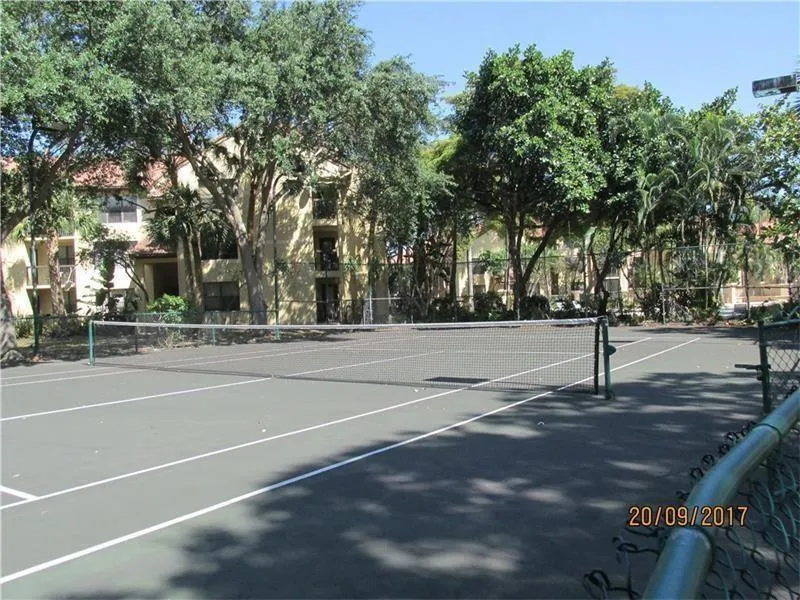 4261 W MCNAB ROAD #32 Pompano Beach, FL 33069