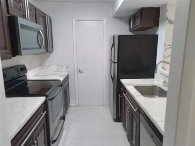 4261 W MCNAB ROAD #32 Pompano Beach, FL 33069