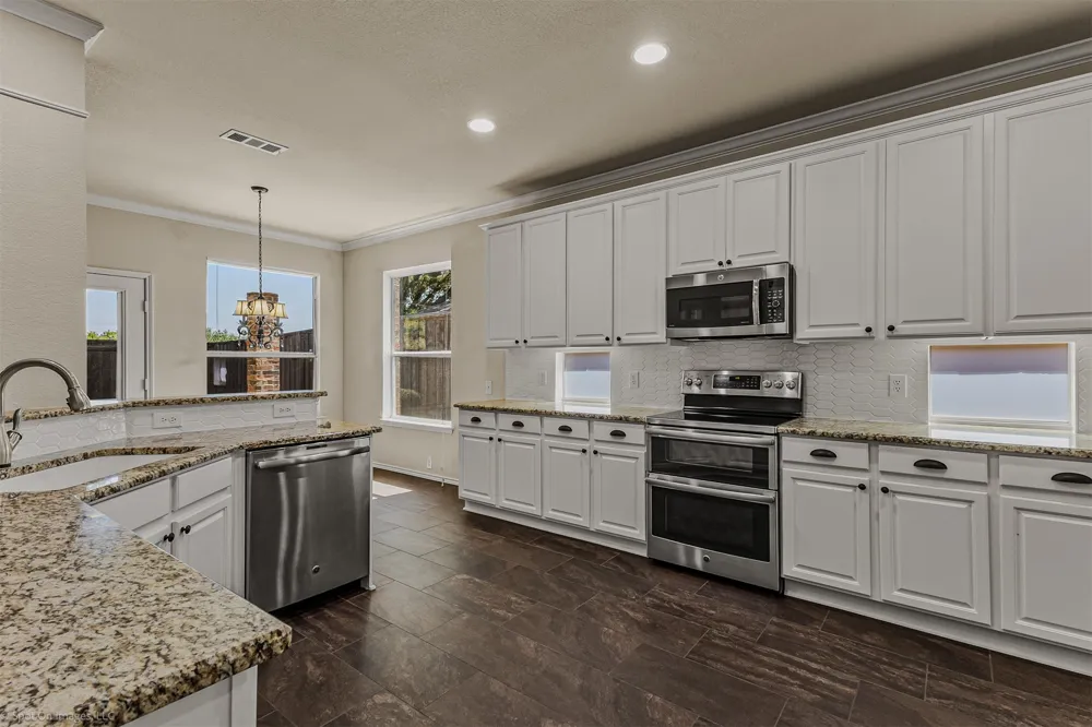 454 Fremont Drive Rockwall, TX 75087