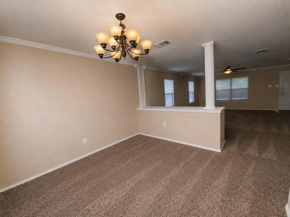 525 Eagles Nest Cove Temple, TX 76502