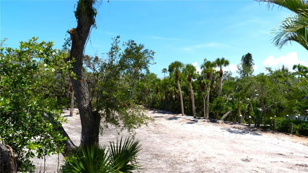 7233 MIDNIGHT PASS ROAD Sarasota, FL 34242