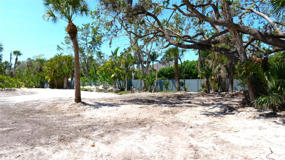 7233 MIDNIGHT PASS ROAD Sarasota, FL 34242
