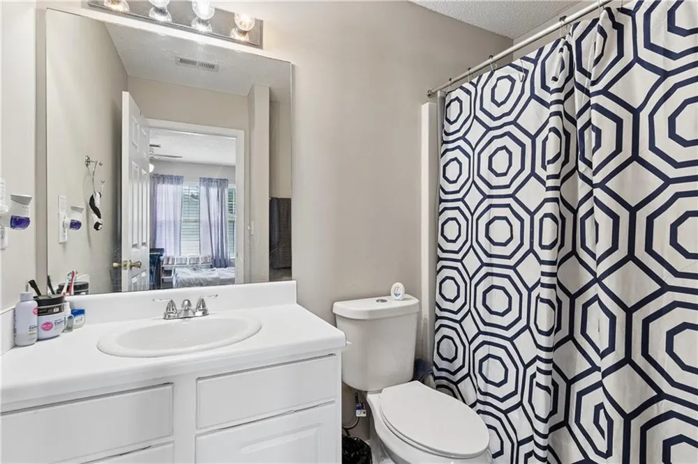 253 Gallant SE #17 Mableton, GA 30126