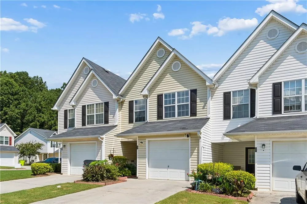 253 Gallant SE #17 Mableton, GA 30126