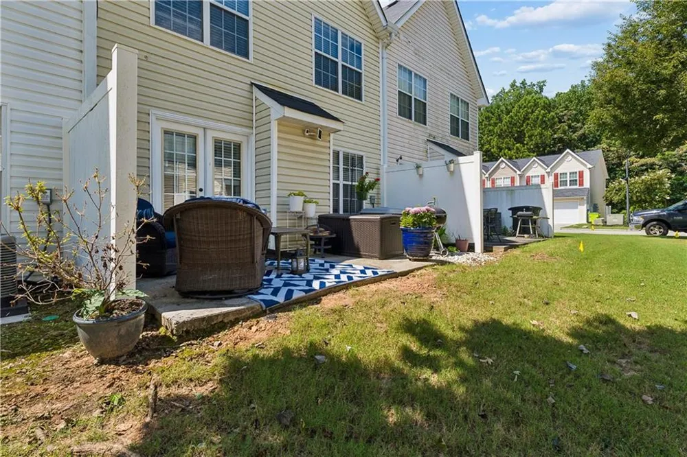 253 Gallant SE #17 Mableton, GA 30126