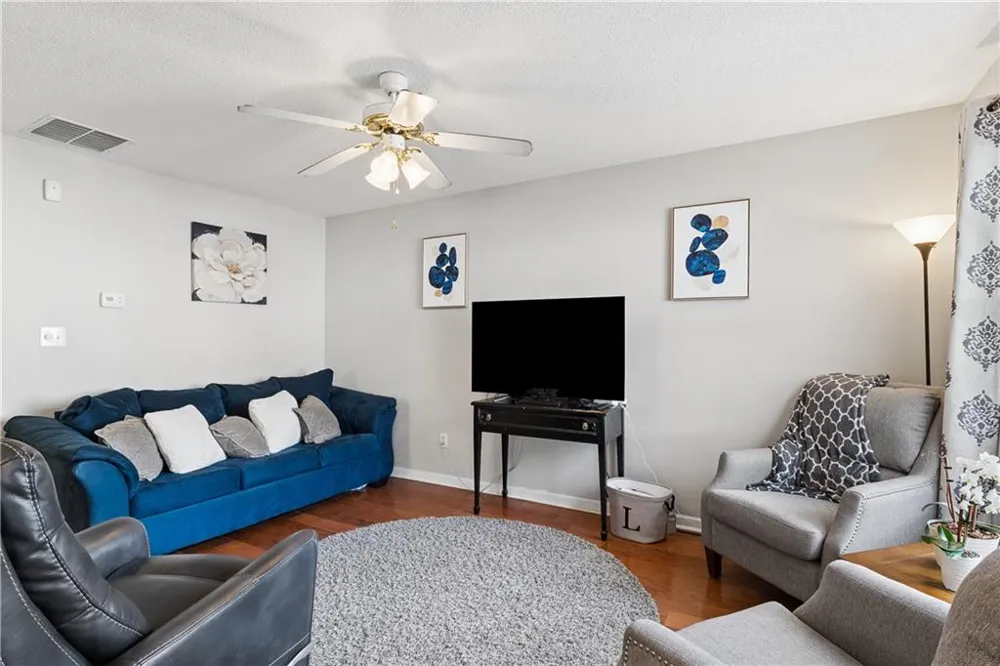 253 Gallant SE #17 Mableton, GA 30126