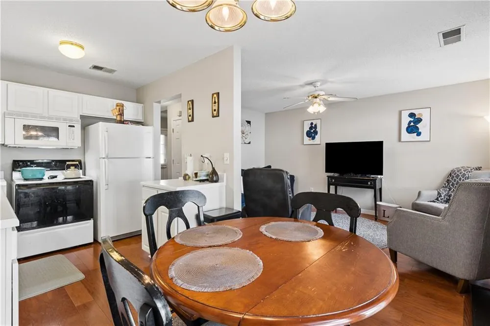 253 Gallant SE #17 Mableton, GA 30126