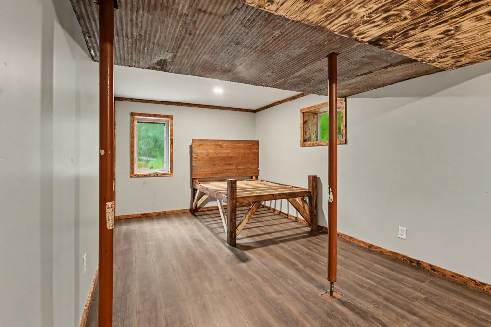 6113 102nd Avenue South Haven, MI 49090
