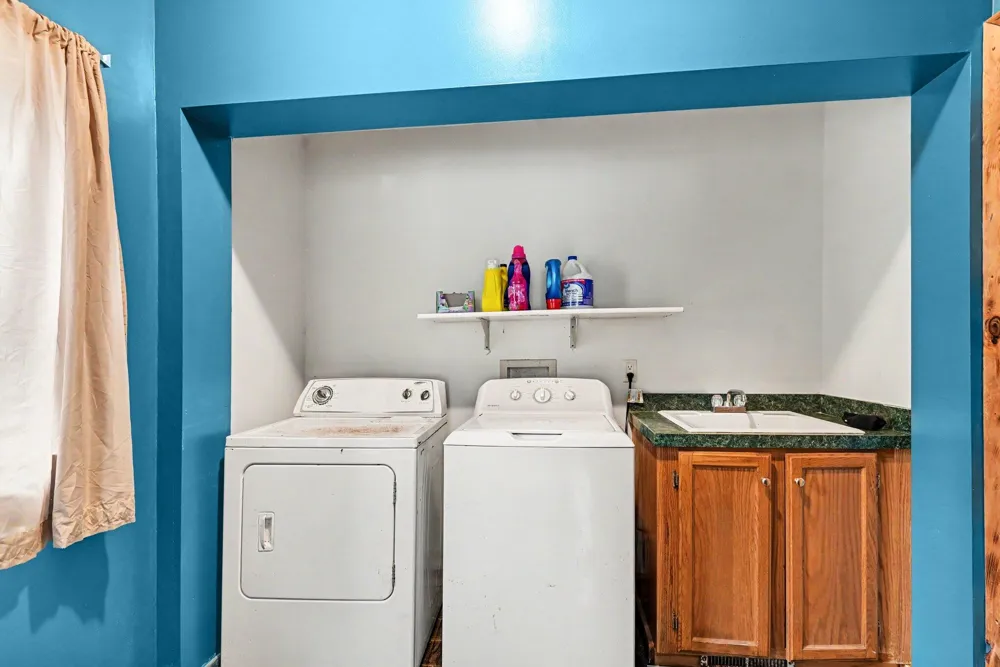 6113 102nd Avenue South Haven, MI 49090