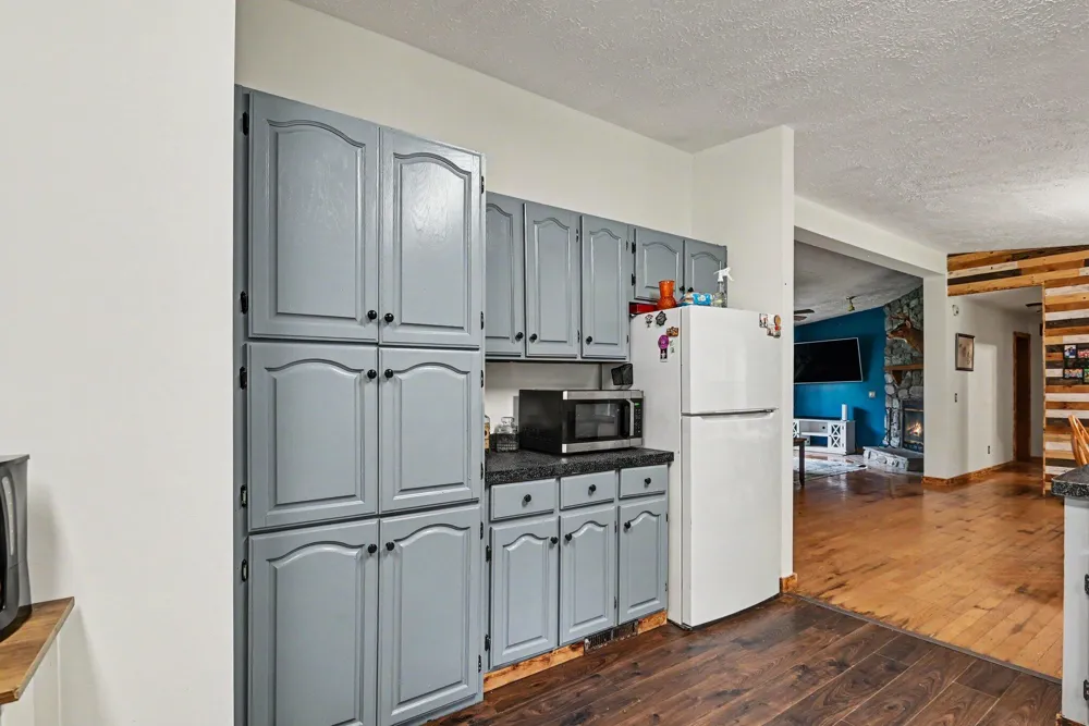 6113 102nd Avenue South Haven, MI 49090