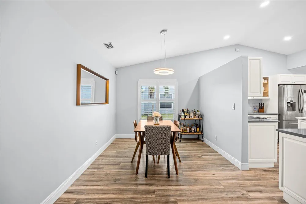200 Park Place Jupiter, FL 33458
