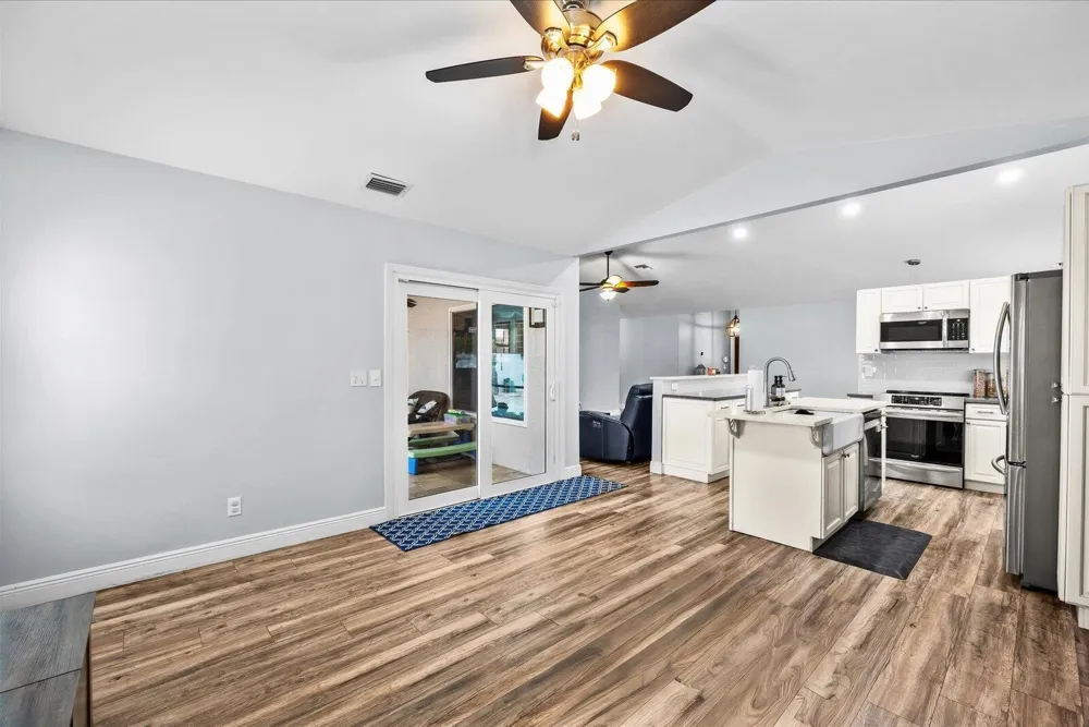 200 Park Place Jupiter, FL 33458