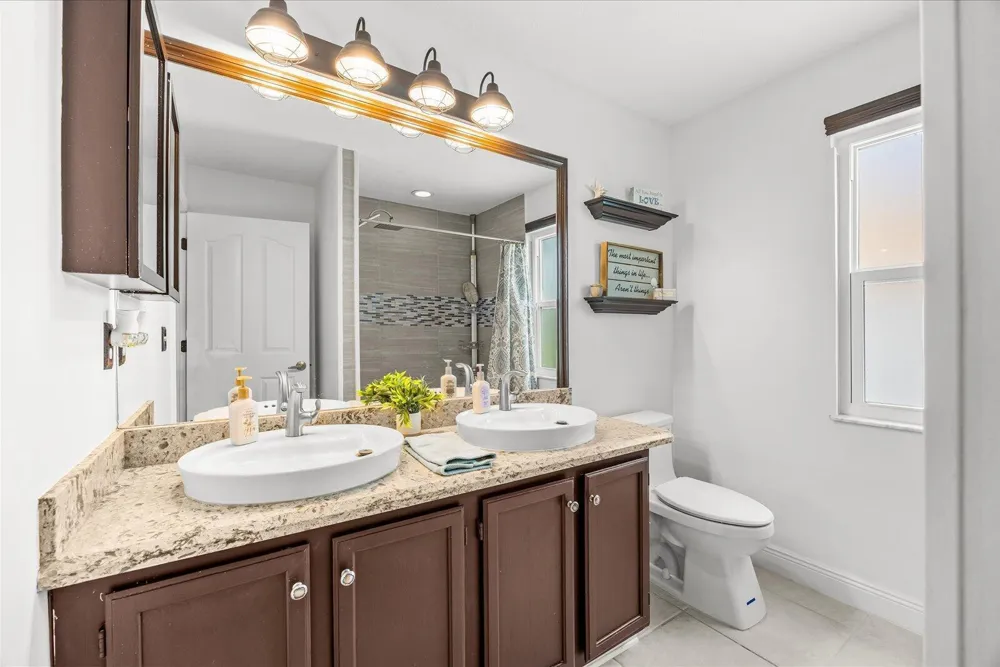 200 Park Place Jupiter, FL 33458