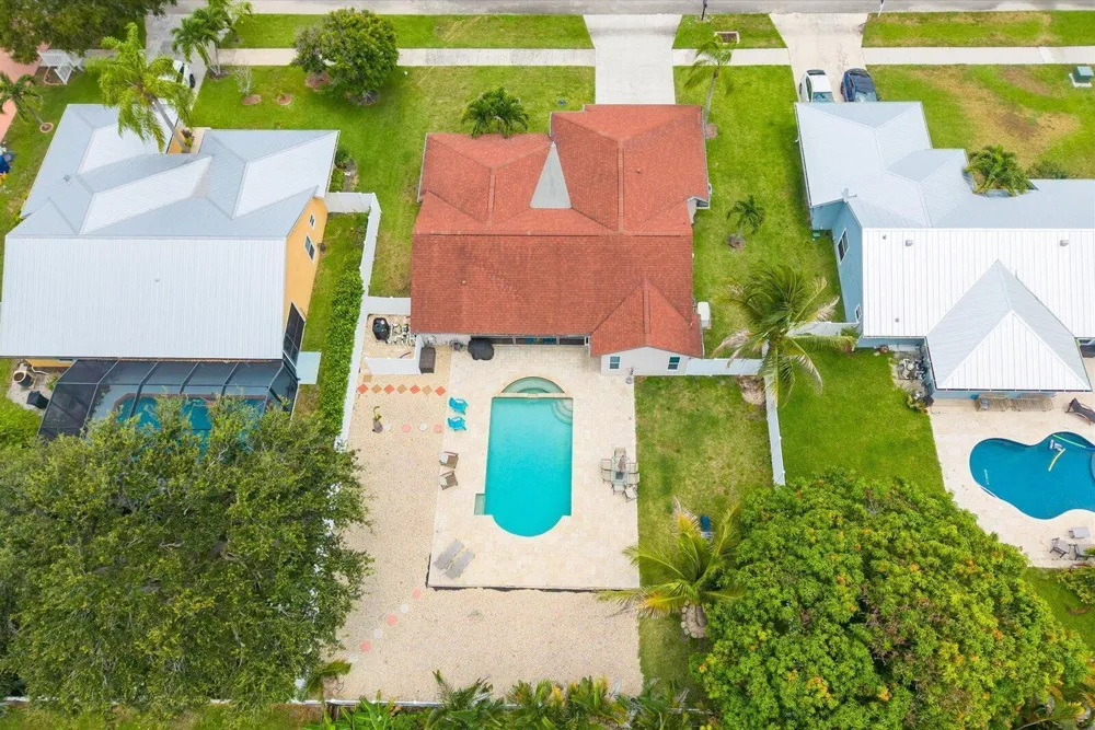 200 Park Place Jupiter, FL 33458