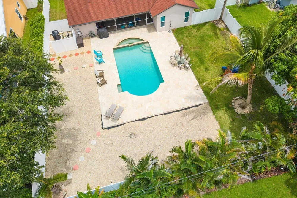 200 Park Place Jupiter, FL 33458