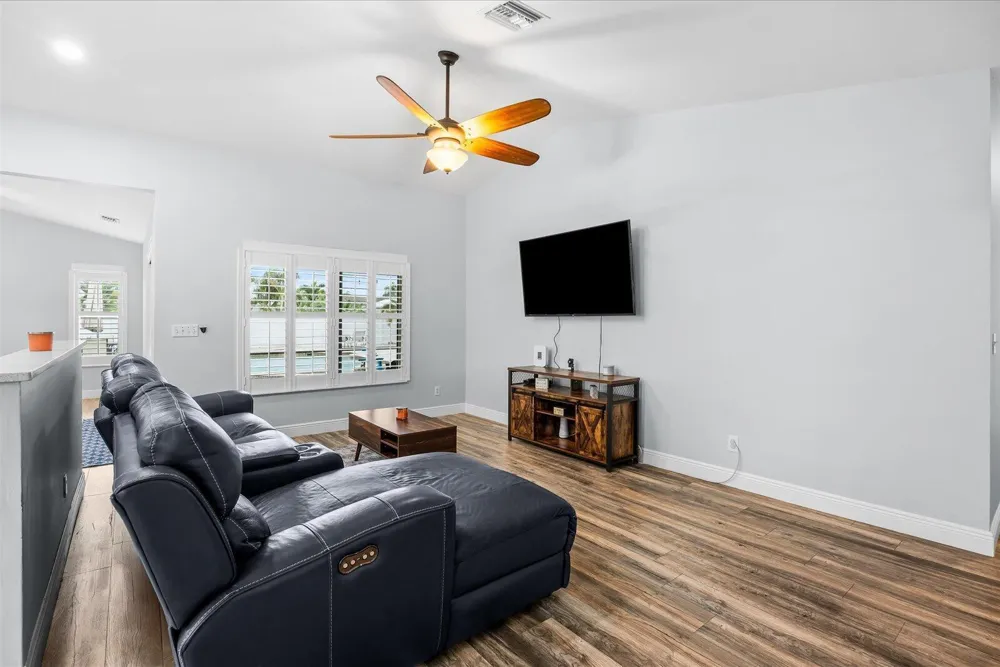 200 Park Place Jupiter, FL 33458