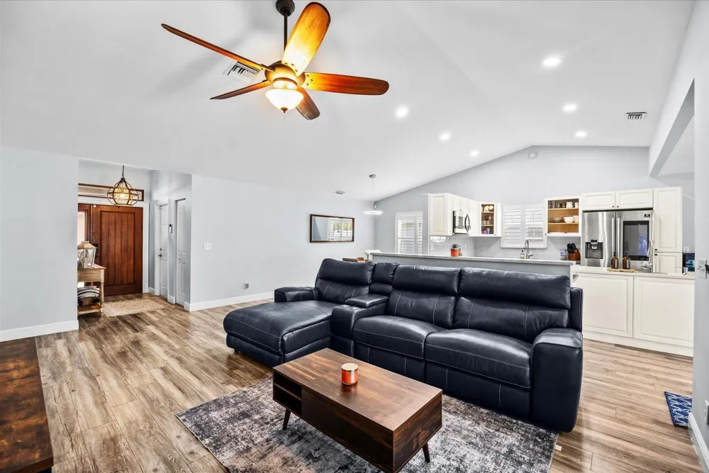 200 Park Place Jupiter, FL 33458