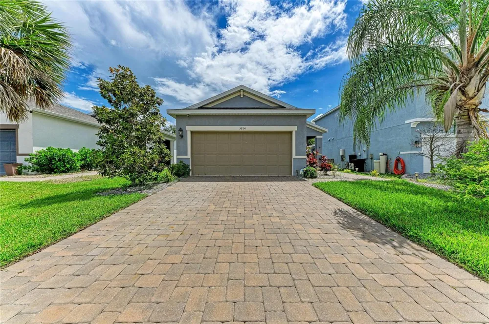 5834 BUNGALOW GROVE COURT Palmetto, FL 34221