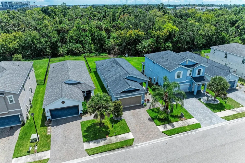 5834 BUNGALOW GROVE COURT Palmetto, FL 34221