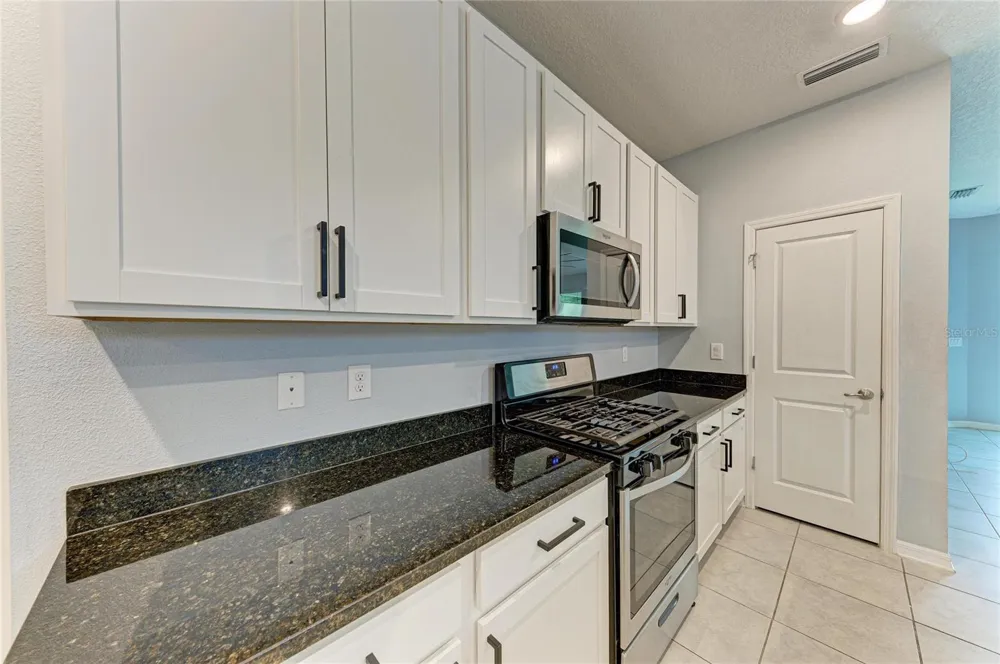 5834 BUNGALOW GROVE COURT Palmetto, FL 34221