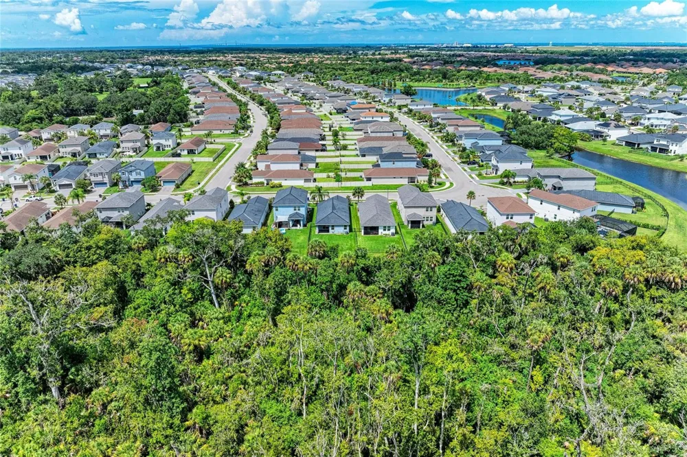 5834 BUNGALOW GROVE COURT Palmetto, FL 34221