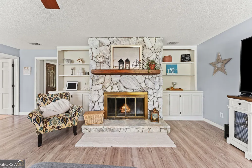 3044 Main ST Folkston, GA 31537