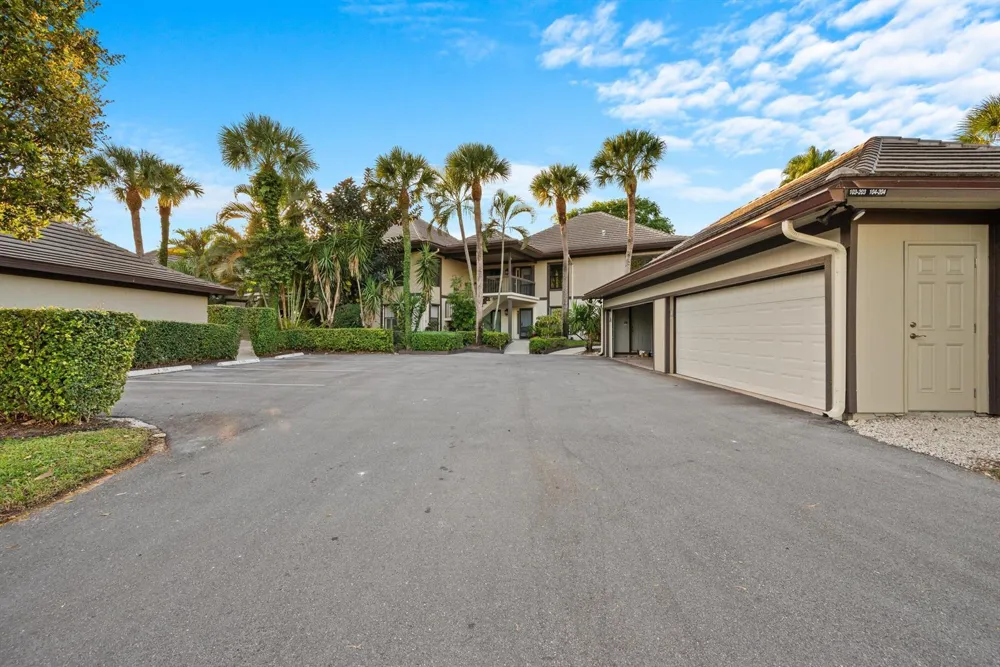 13224 Polo Club Road #Apt 204 Wellington, FL 33414