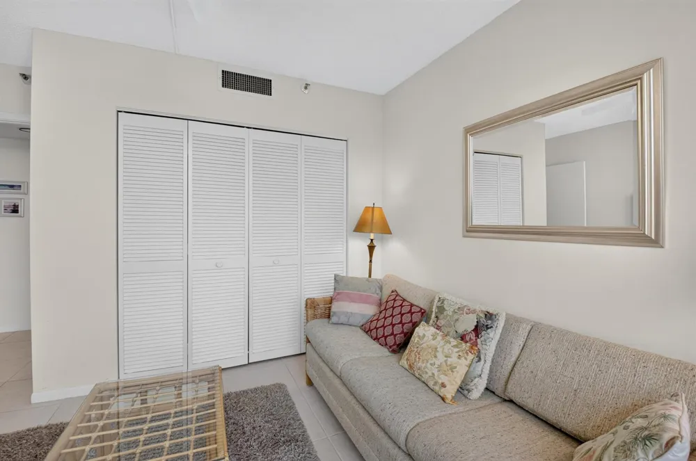 6895 WILLOW WOOD DRIVE #1066 Boca Raton, FL 33434