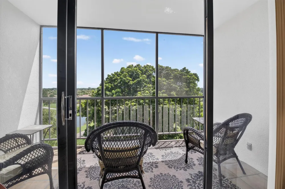 6895 WILLOW WOOD DRIVE #1066 Boca Raton, FL 33434