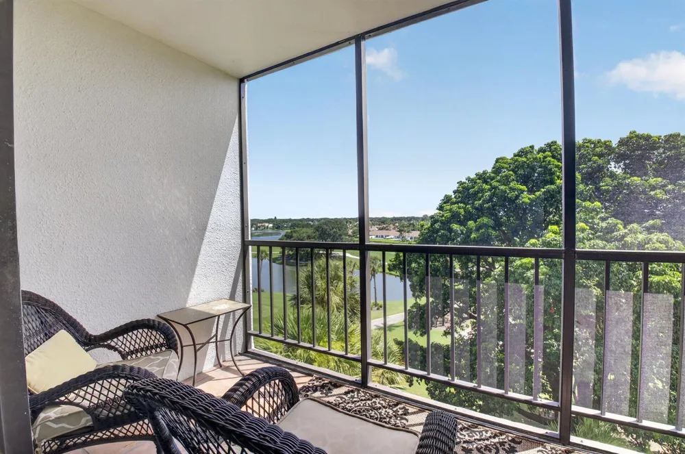 6895 WILLOW WOOD DRIVE #1066 Boca Raton, FL 33434
