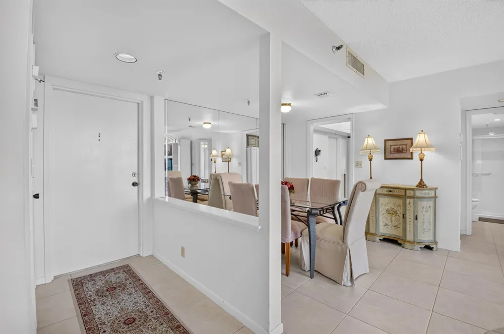 6895 WILLOW WOOD DRIVE #1066 Boca Raton, FL 33434
