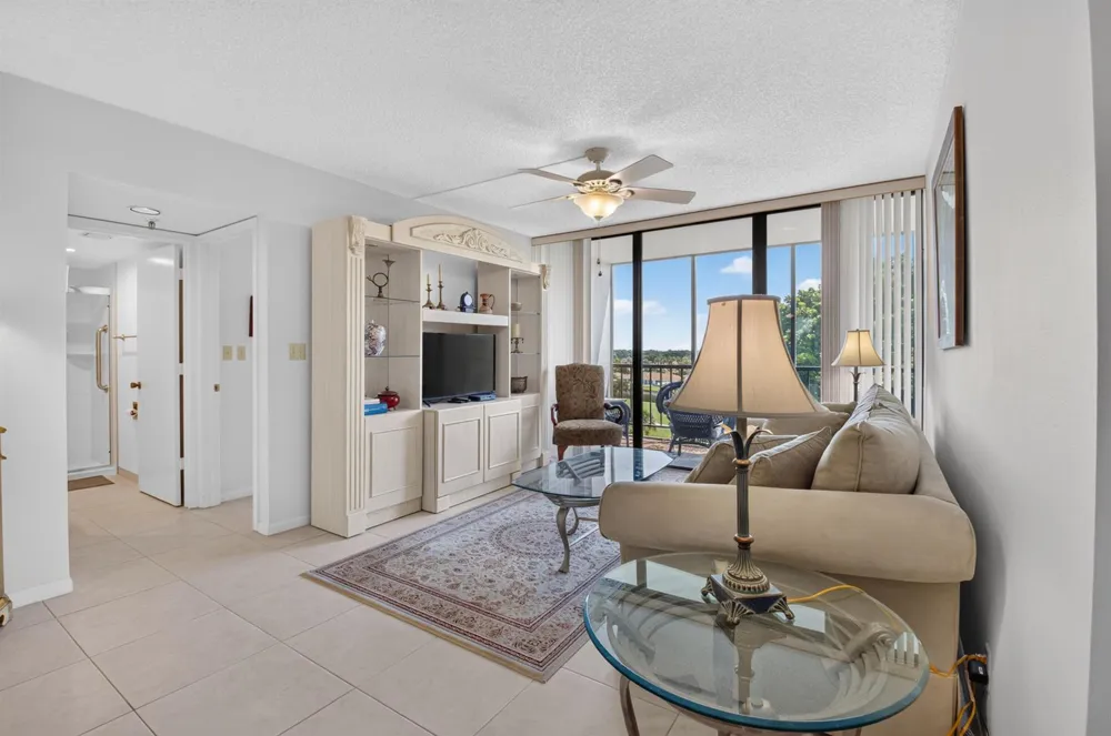 6895 WILLOW WOOD DRIVE #1066 Boca Raton, FL 33434
