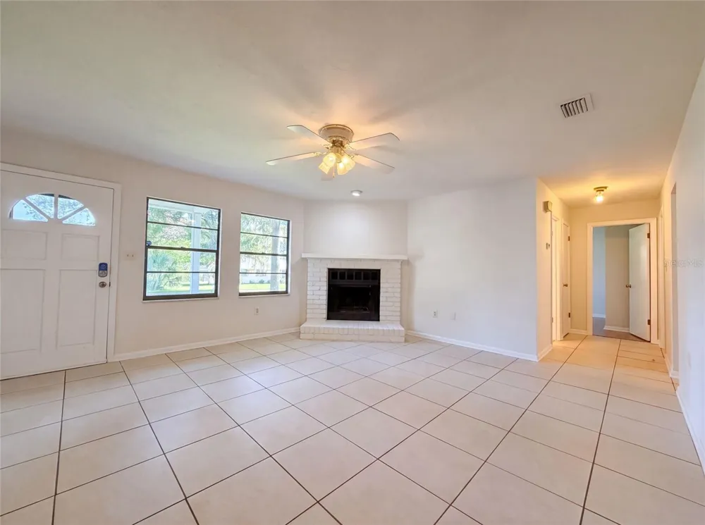 4621 NW 29TH AVENUE Gainesville, FL 32606