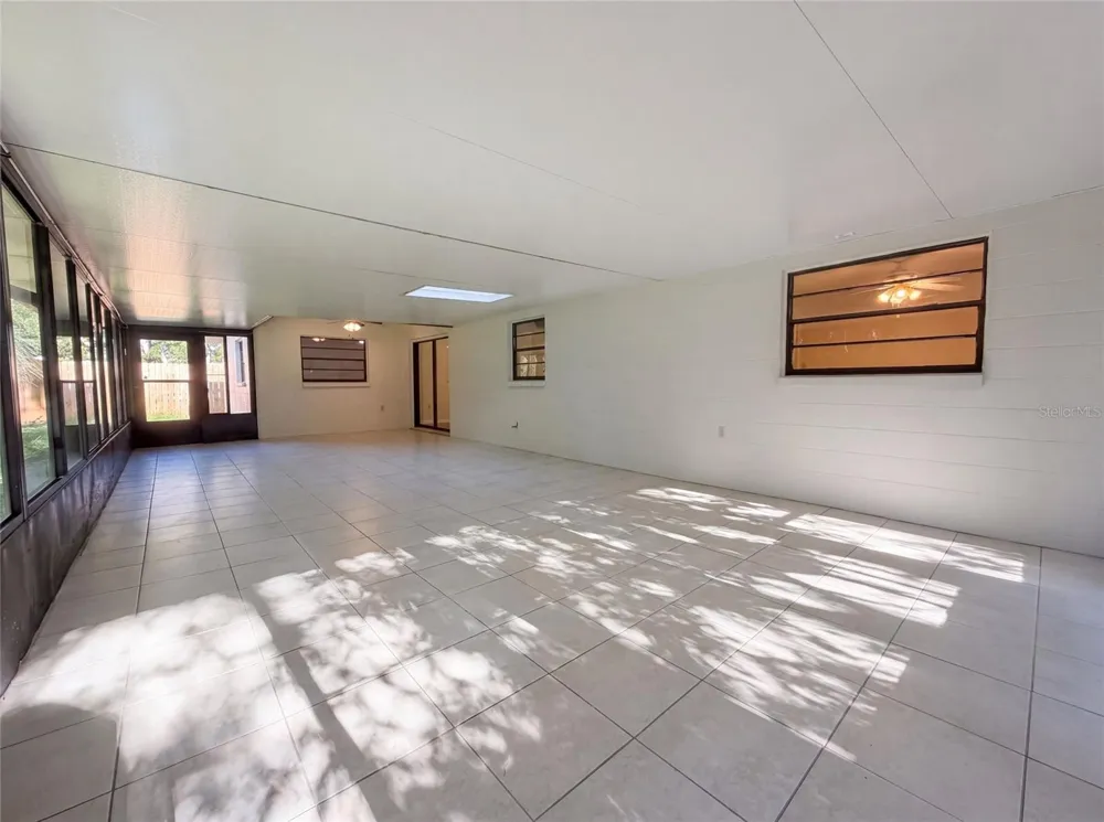 4621 NW 29TH AVENUE Gainesville, FL 32606