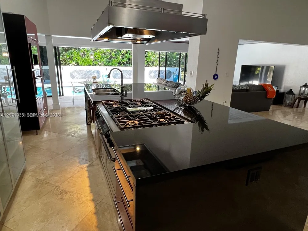 17615 SW 80th Palmetto Bay, FL 33157
