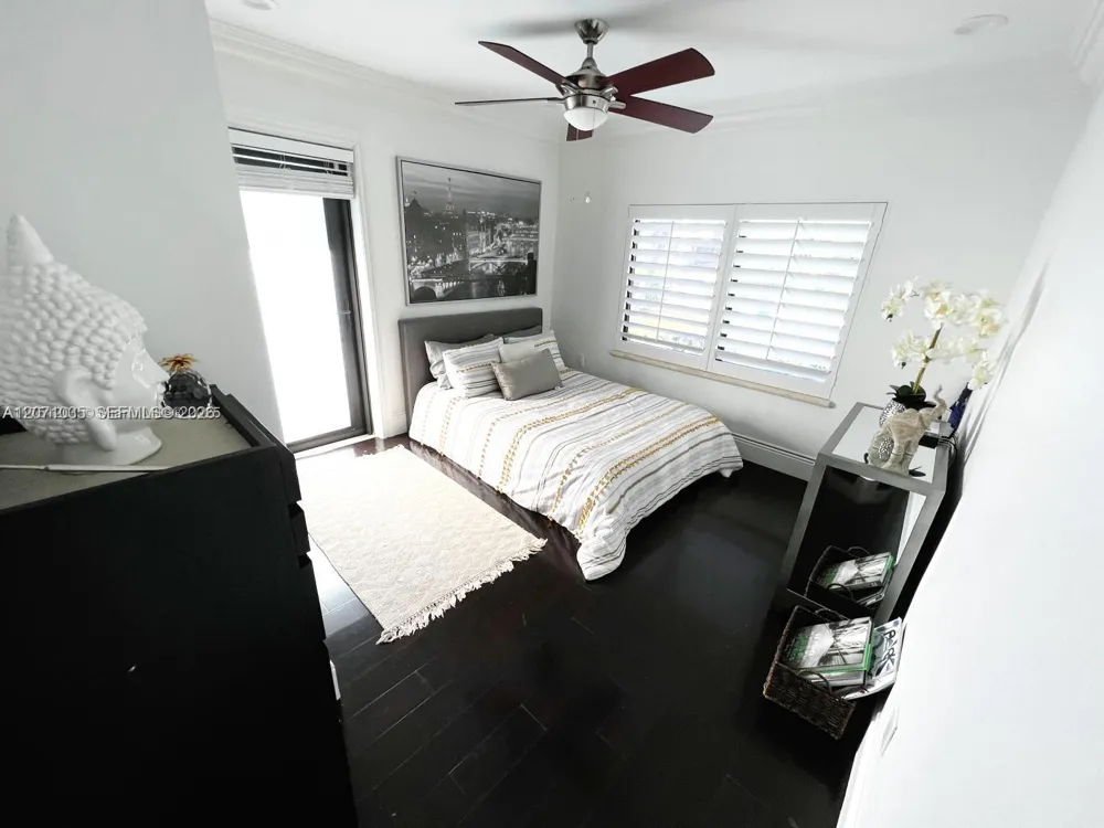 17615 SW 80th Palmetto Bay, FL 33157