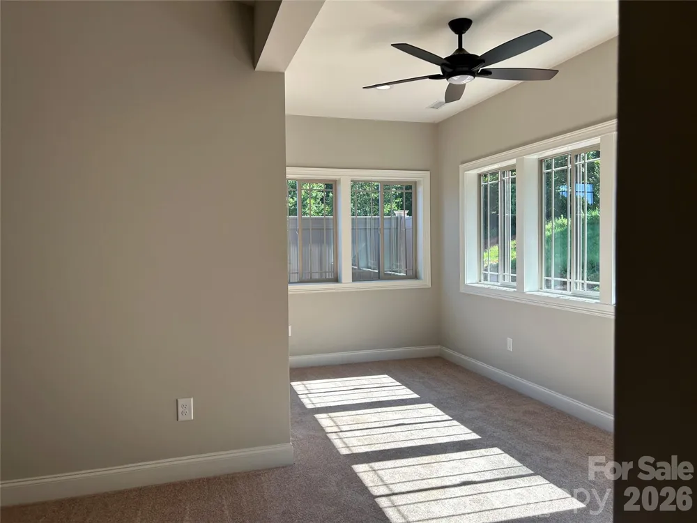 831-A Wynnshire Drive Hickory, NC 28601