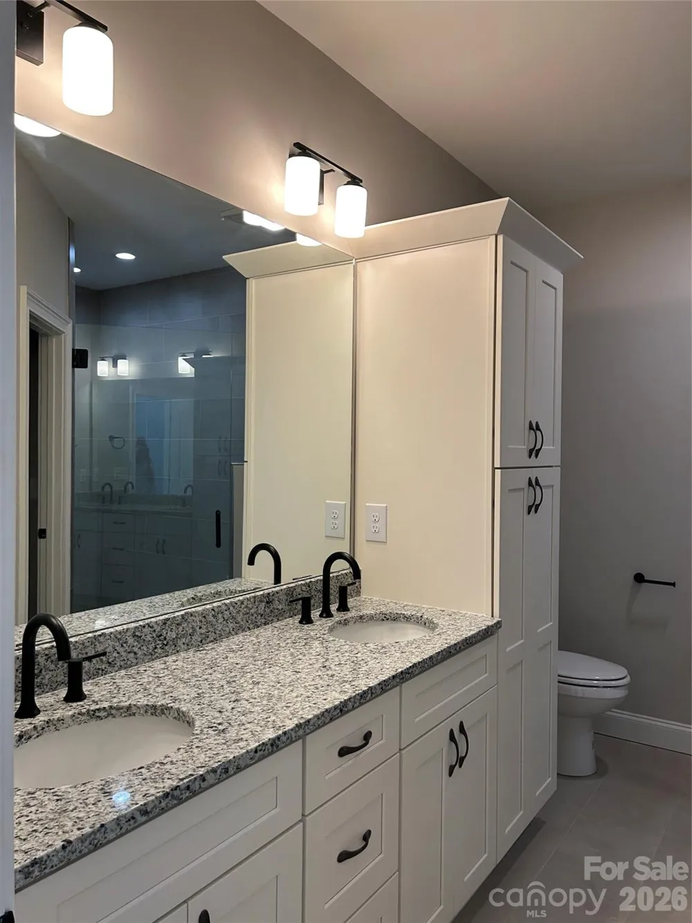 831-A Wynnshire Drive Hickory, NC 28601
