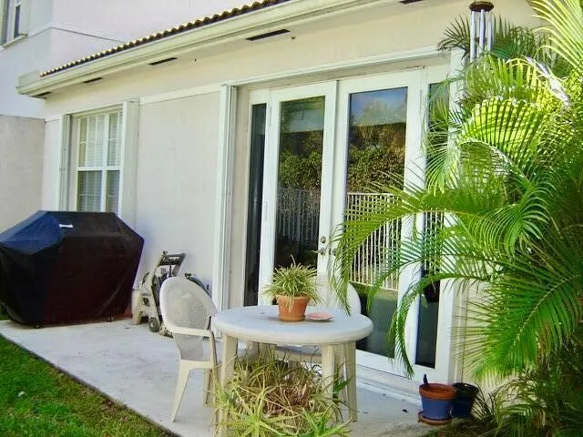 3133 ENCLAVE WAY Lauderhill, FL 33319